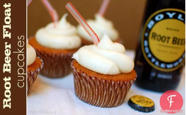 Cupcakes Flutuantes De Cerveja De Raiz