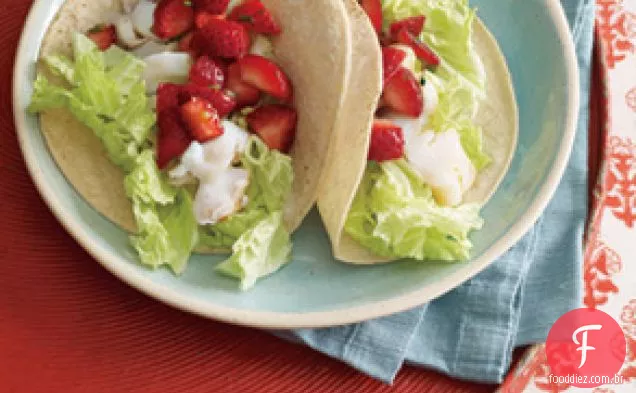 Tacos de peixe com Salsa De Morango