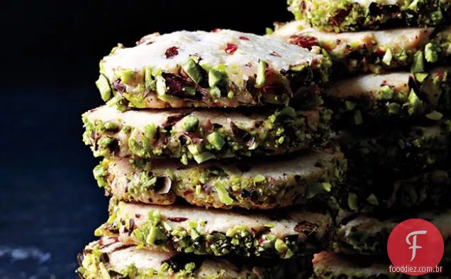 Cereja pistache fatia-e-assar biscoitos