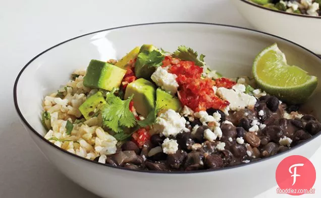 Arroz integral e feijão com gengibre Salsa Chile