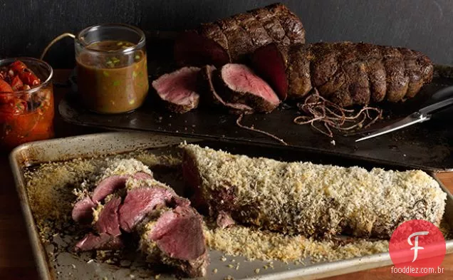 Lombo de carne com crosta de Porcini com molho de manteiga de trufas