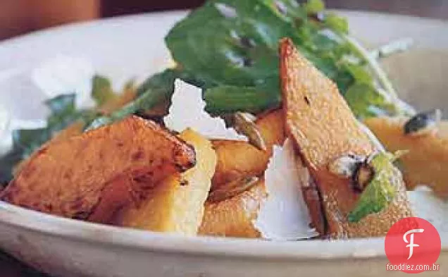 Salada de abóbora quente com Polenta e sementes de abóbora cristalizadas