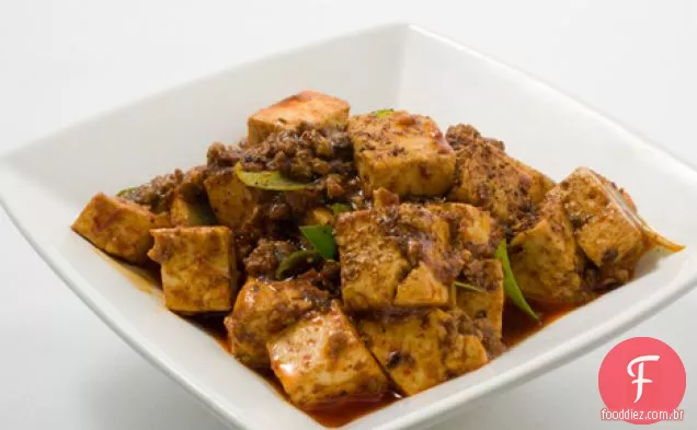 Ma-Po Tofu (coalhada de feijão picante com carne)