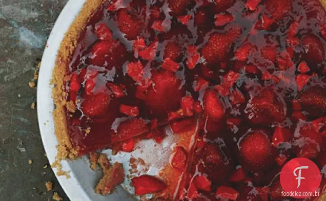 Torta De Morango fresca com chantilly
