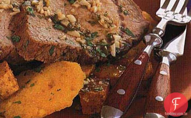 Carne de porco assada lentamente com limão Mojo