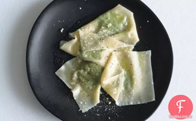 Ervilha e Parmesão Wonton Ravioli