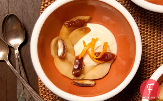 Compota de maçã com queijo de iogurte de maçã