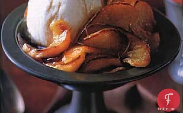 Maçãs grelhadas com molho de Calvados de bordo