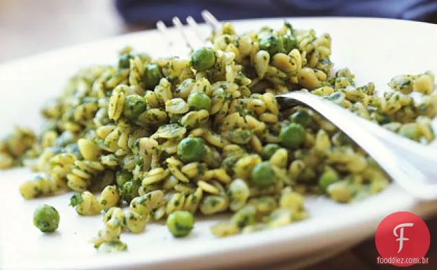 Orzo com Pesto e ervilhas