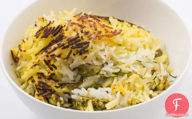 Polow (arroz persa com pistache e endro)