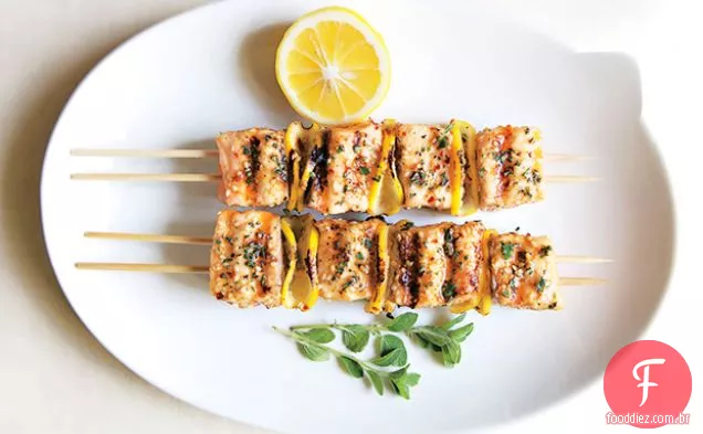 Kebabs De Salmão Com Especiarias