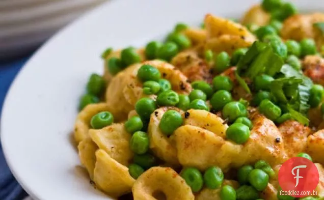 Queijo, Ervilhas E Massas