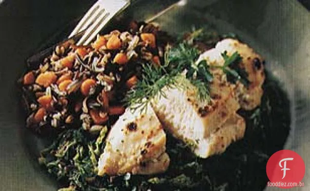 Frango grelhado sobre Porcini refogado e repolho Savoy