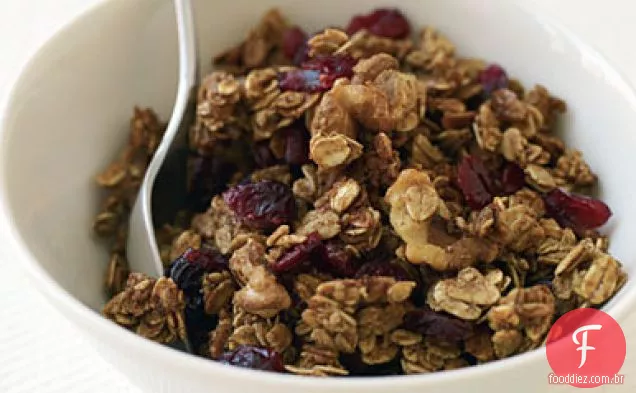 Granola de Nogueira de bordo com Cranberries secas