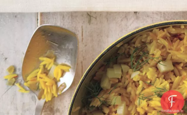 Orzo torrado com açafrão e erva-doce