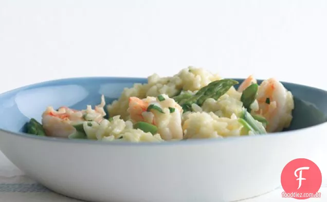 Risoto de limão com espargos e camarão