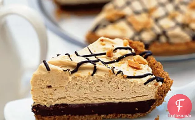 Torta De Mousse De Manteiga De Amendoim De Fundo Preto