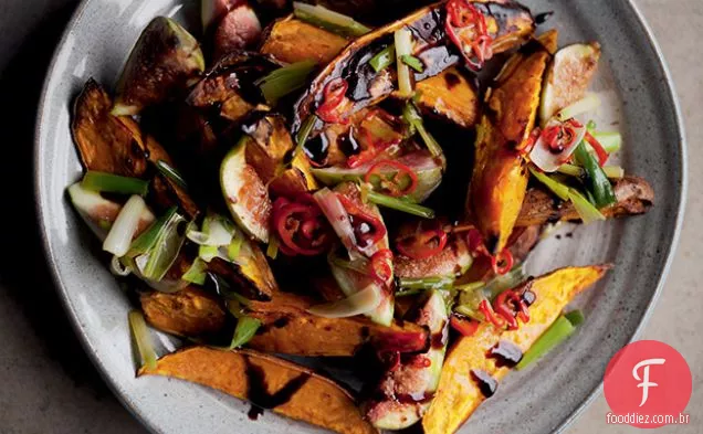 Batatas Doces Assadas E Figos Frescos