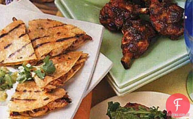 Quesadillas de frango e cogumelos