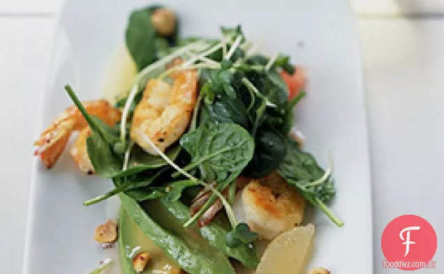 Salada de camarão e abacate com vinagrete de toranja