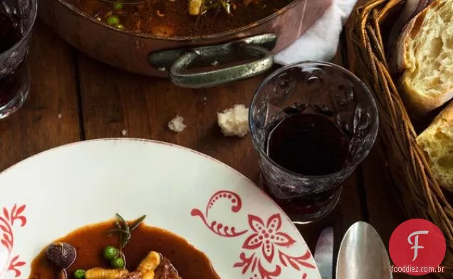 Ragu de Ombro De Cordeiro com Cavatelli