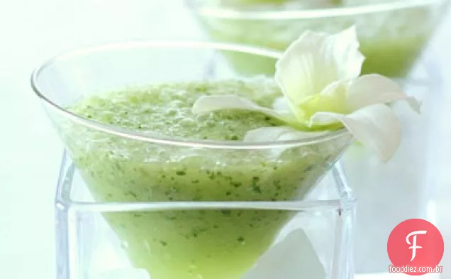 Cucumber Sake-Tini