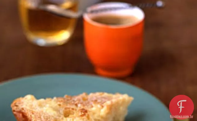 Pão assado com mel e creme