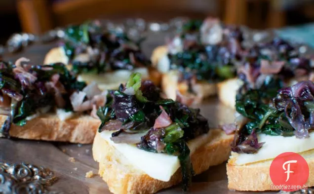 Crostini De Radicchio, Prosciutto E Sapa
