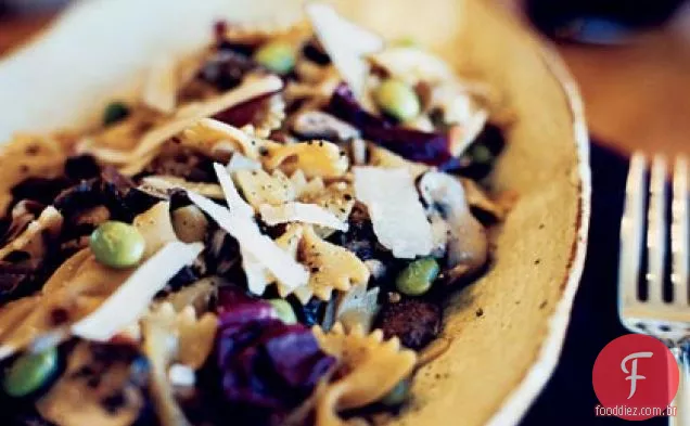 Shiitake - Salada De Macarrão Com Gengibre Com Radicchio