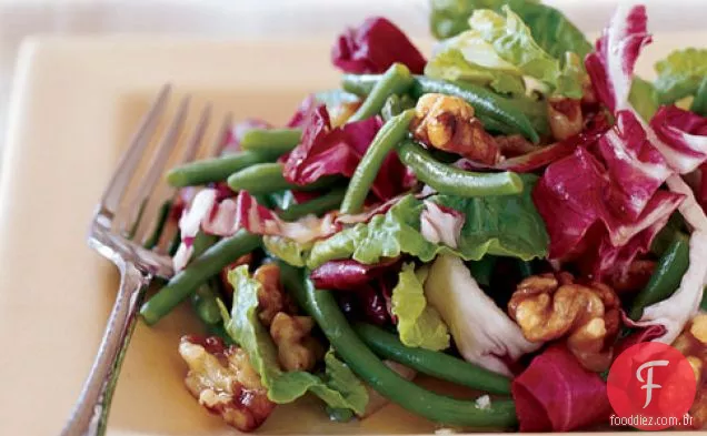 Salada Radicchio E Haricot Vert Com Nozes Cristalizadas