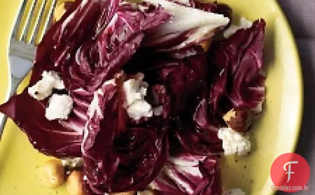 Radicchio, Queijo De Cabra E Salada De Avelã