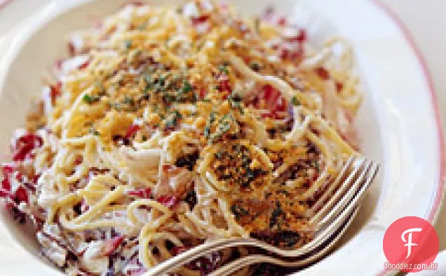Espaguete Com Radicchio E Ricota