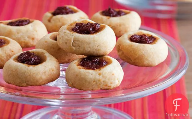 Parmesão Thumbprint Cookies com tomate-Tart Cherry Jam