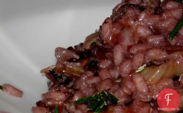 Risoto De Vinho Tinto Com Radicchio E Alecrim