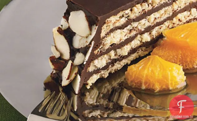 Torta de amêndoa-Macaroon com cobertura de Chocolate e compota de laranja