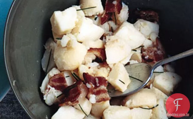 Salada de batata quente com Bacon