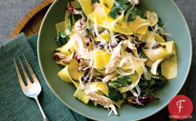 Pappardelle com frango e verduras de Inverno