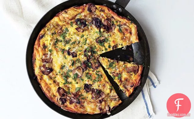 Cogumelo, alho-poró e Fontina Frittata