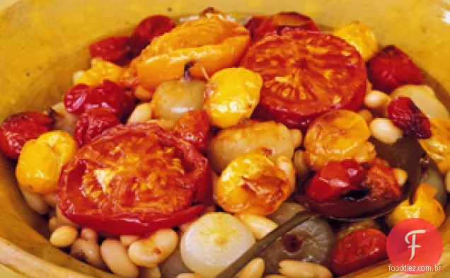 Feijão branco com tomate assado