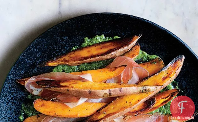 Batata-Doce assada com grão e Chimichurri