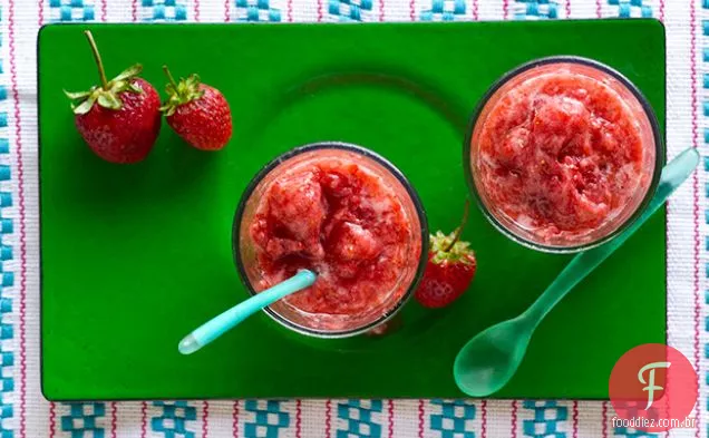 Morango-Hibiscus Granita