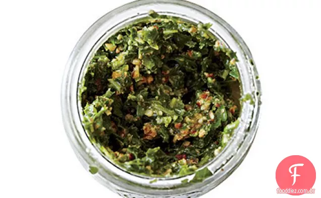 Collard e Pecan Pesto