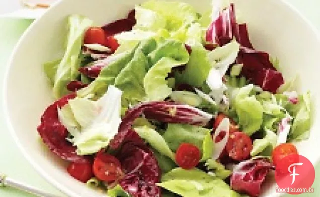 Salada De Primavera Com Vinagrete Picante