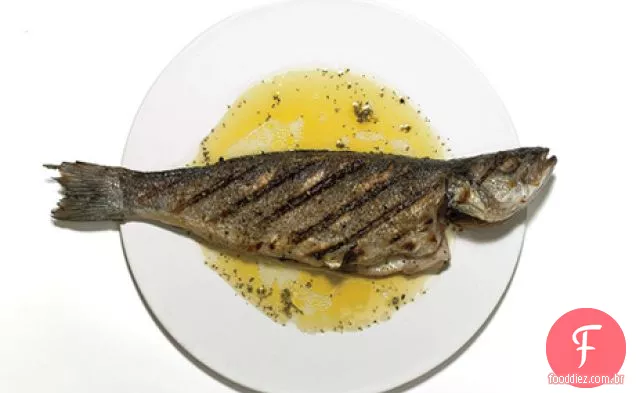 Branzino grelhado com Ladolemono