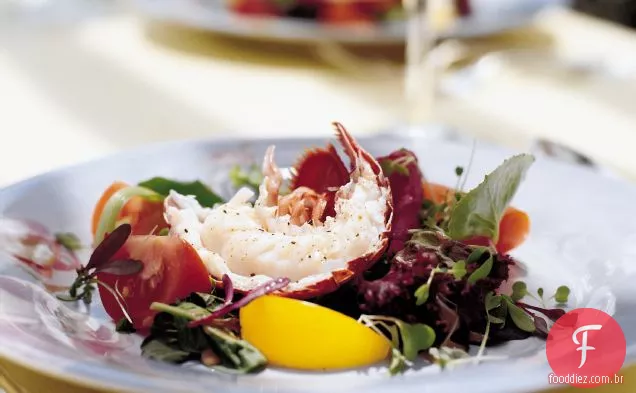 Salada de tomate com lagosta e herança
