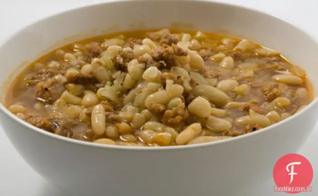 Pasta e Fagioli con Salsicce (macarrão e Feijão Com Linguiça)