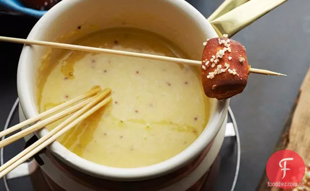 Fondue De Queijo De Cerveja