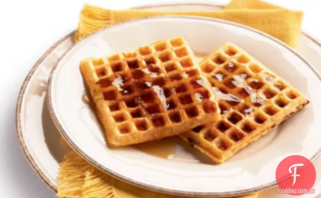 Waffles Crocantes De Fubá-Bacon
