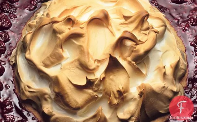 Torta de merengue de limão com crosta de Graham