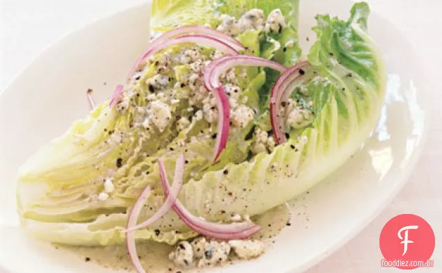 Cunhas Romaine com vinagrete de queijo azul picante